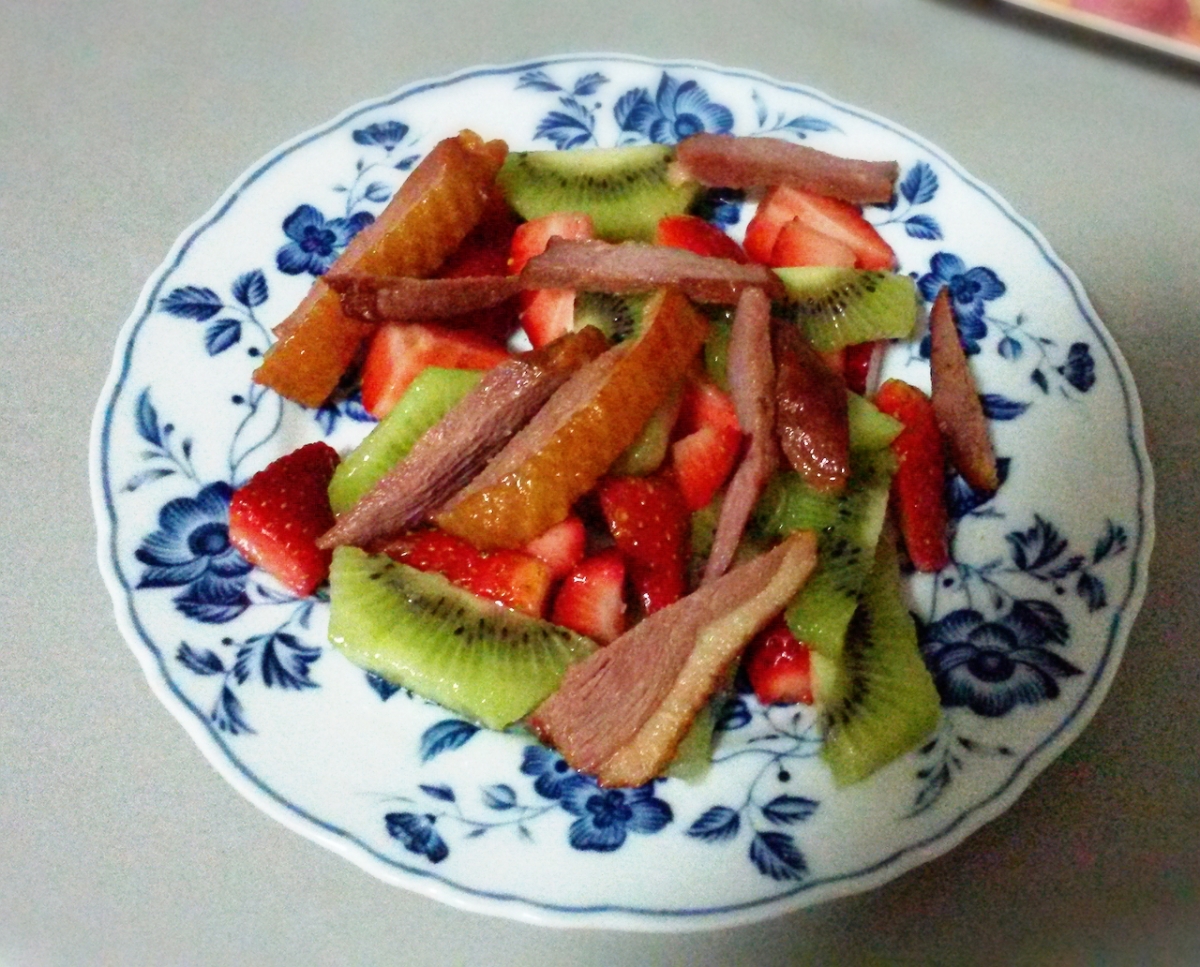 Smoked Duck Breast with Fruity Slices